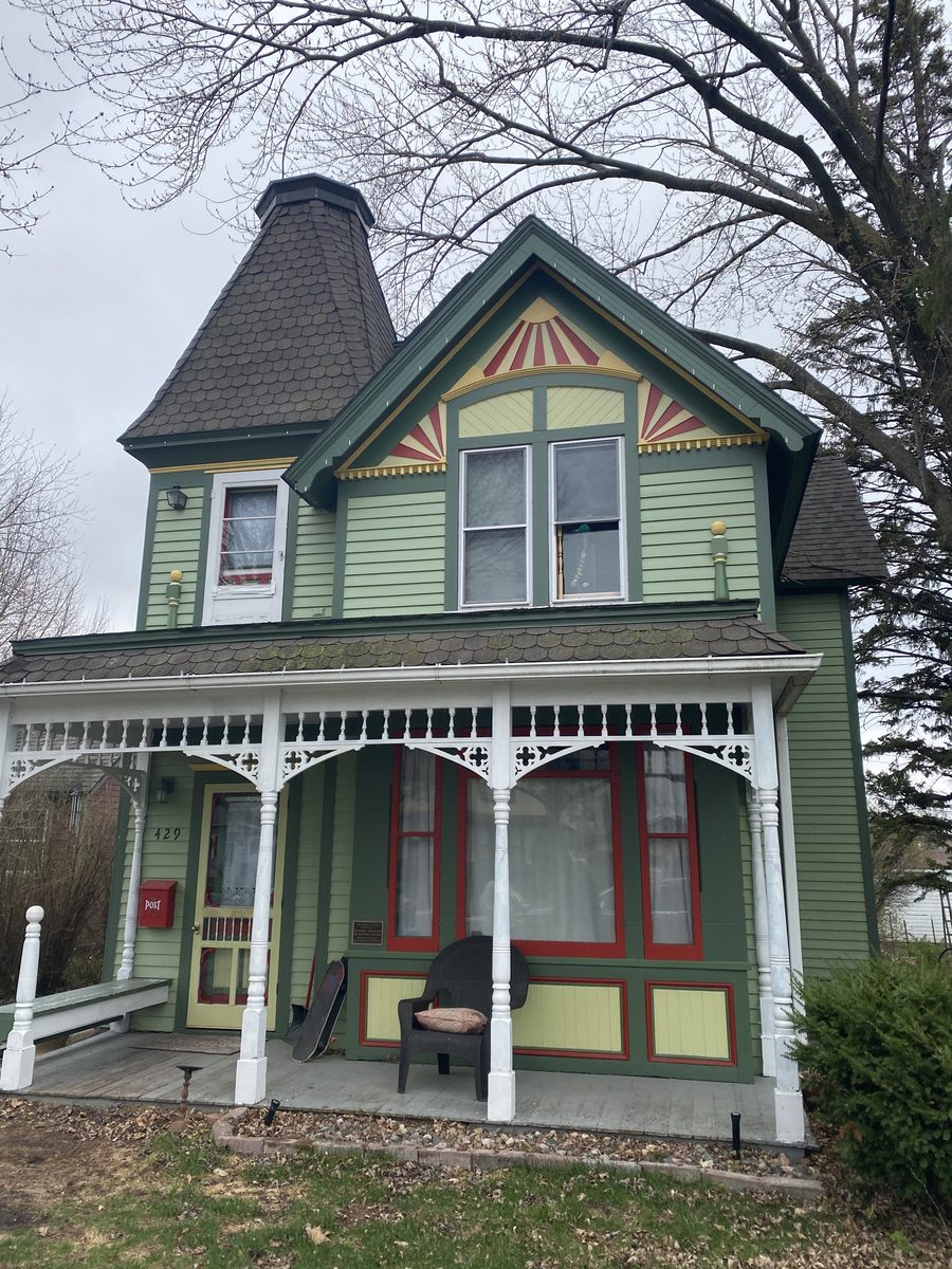 Victorian — Before